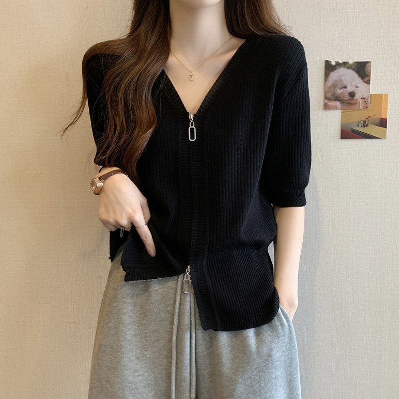 

Thin Ice Silk Zipper V-neck Shoulder T-Shirt Short Sleeve Black M
