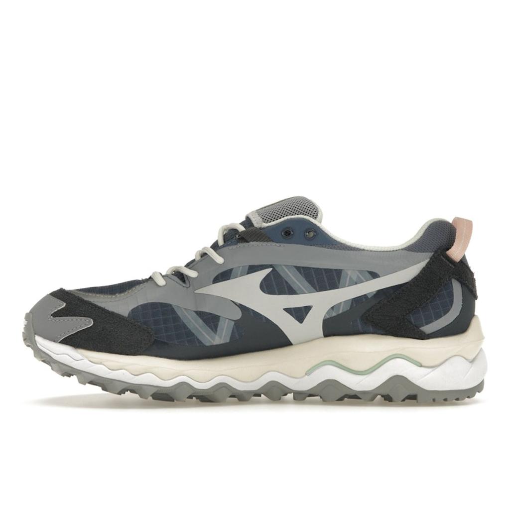 Mizuno Wave Mujin TL GORE-TEX Vintage Indigo Men Sneakers Blue Vaporous-Grey Spray D1GA221707