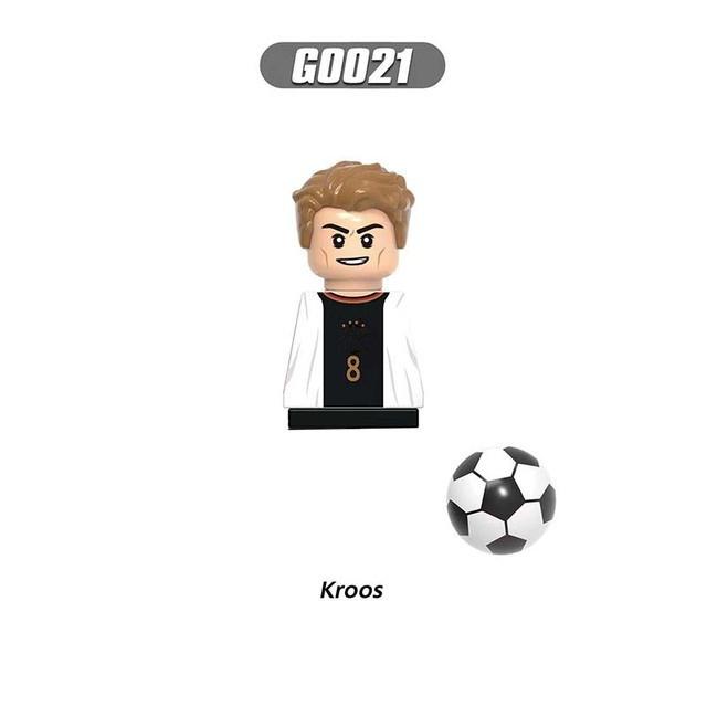 NEW World Famous Football Players Figurine Messi Ronaldo Neymar Lewandowski Mini Action Building Block Model Toy Kids Gifts