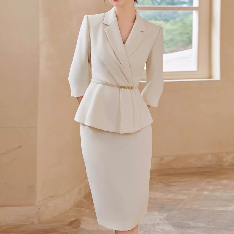 High-End Light-Colored Professional Office Suit for Medical and Beauty Professionals