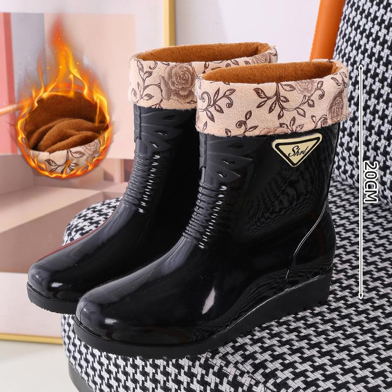 Medium Tube Rain Shoes Women's Water Skiing Shoes Water Glue Shoes Fashion Rain Boots Wear Winter Warm Women's Water Boots Overshoes