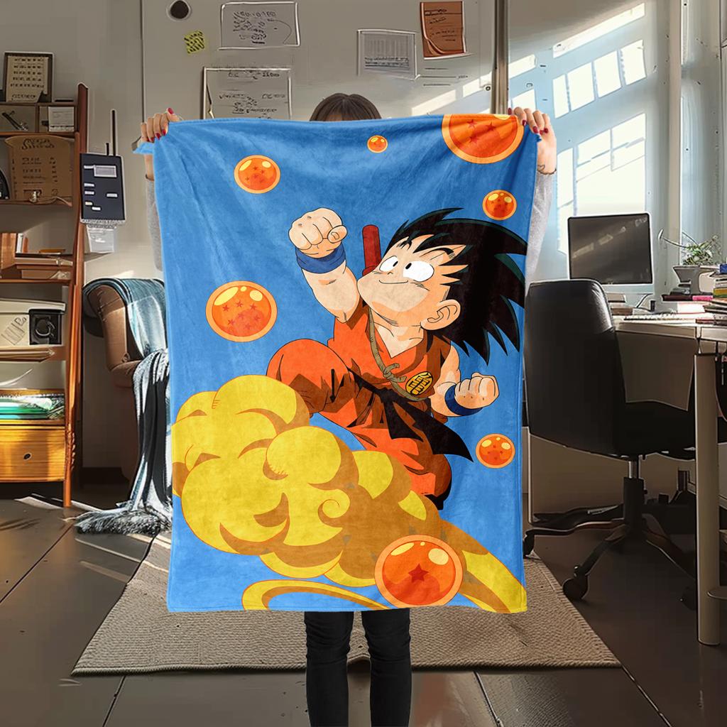 1pz Coperta in Flanella con Stampa Son Goku, Alta Qualità per Tutte le Stagioni, Decorazione per la Casa, Calore e Comfort, Perfetta per Regali di Natale