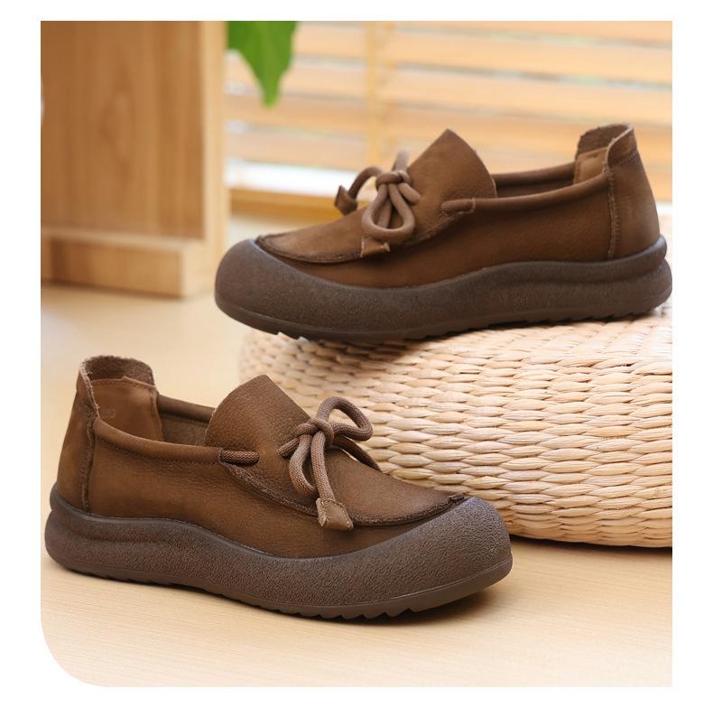 Hot-Selling Women's Vintage Leather Loafers - Soft Sole, Comfortable Round Toe, Slip-On Flats for Autumn (Model 801360)