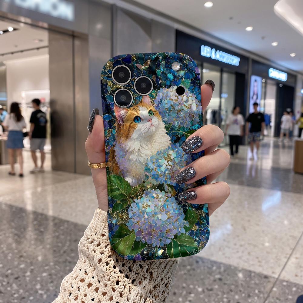 Orange Cat Blue Hydrangea Wavy Edge Phone Case For iPhone 16 15 14 Pro Max 13 12 11 Mini XR XS SE 2020 7 8 Plus Air Cover