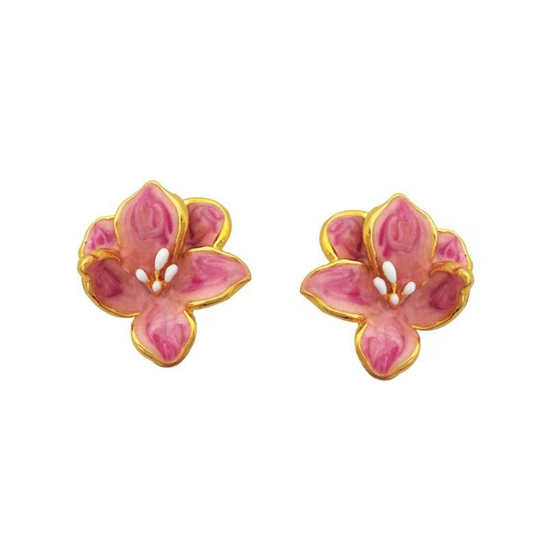 Pink Enamel Oil Flower Earrings for Women Korean Sweet Blooming Gardenia Flowers Stud Ear Jewelry Cute Accessories