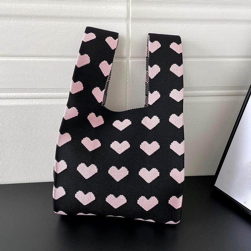 New Heart Pattern Knit Handbags Women Handmade Knot Wrist Bag Casual Small Tote Bag Girls Reusable Shopping Bags ARI