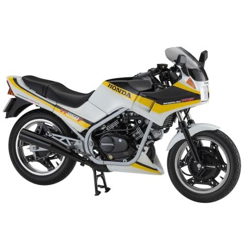 

Хасэгава 1/12 Хонда VT250F (MC08) 1985 Лимитированный выпуск Пластиковый набор 21761