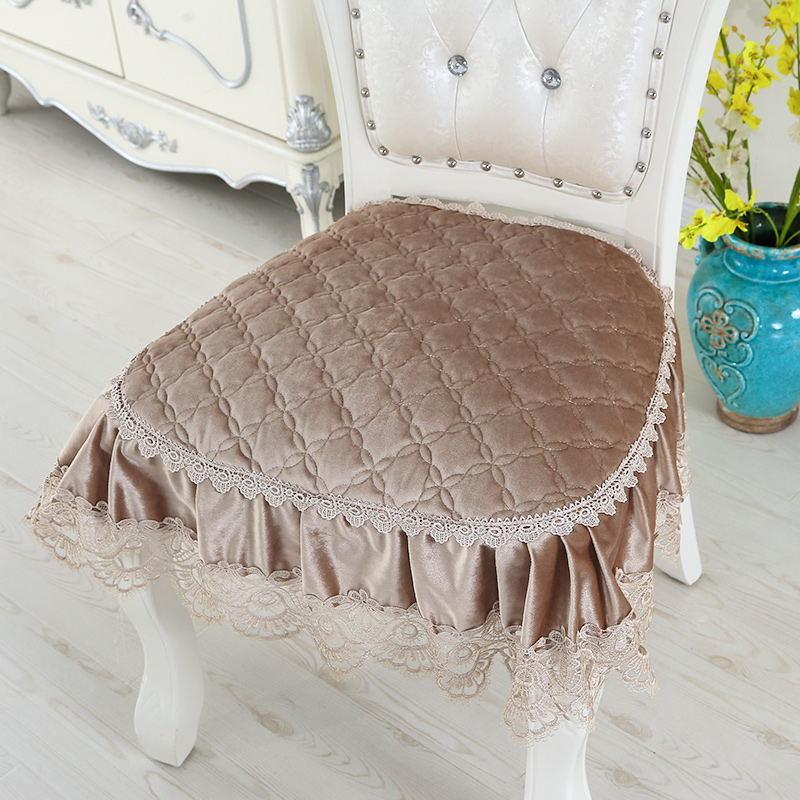 

Елегантний мереживний декор 43*45 см Подушка для стільця Європейська тема Антиковзаюча подушка для сидіння Домашній декор Обідня Coussin Офісний килимок 45*50