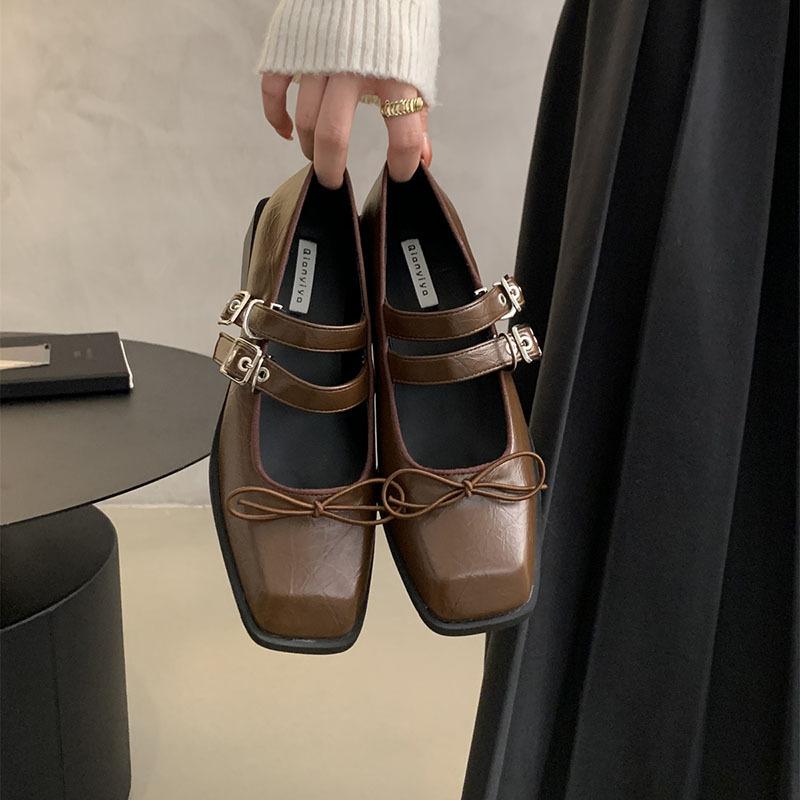 

French retro square head shallow mouth single shoes women s 2025 new Korean version small leather shoes women s British thick heel Mary Jane shoes 40 коричневый
