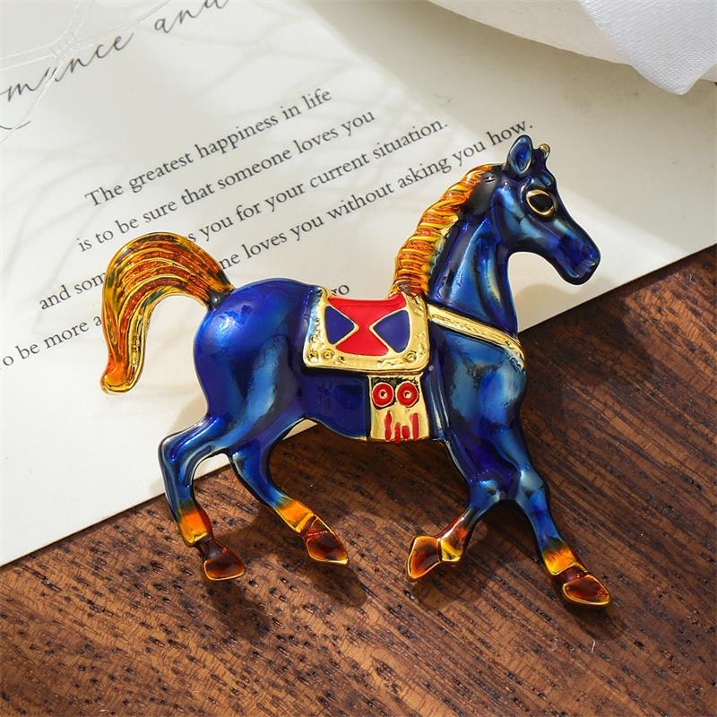 

Винтажная эмалевая брошь из сплава «Скачущая боевая лошадь», зодиакальный пони, женская/мужская, аксессуары для одежды, лацкан пиджака, корсаж, подарки синий