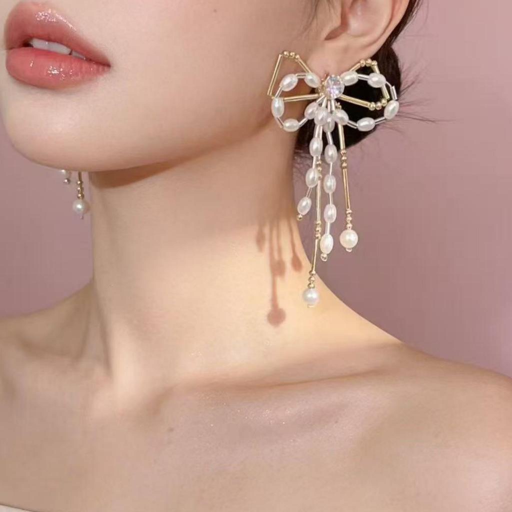 Vintage Black Series Stud Earrings 925 Silver Needle Minimalist High-End Personality Accessories for Women