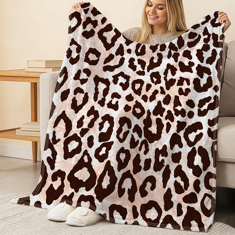Plush Flannel Blanket Soft & Cozy Leopard Print, Ideal for Home, Couch Naps, Bedroom, Halloween & Christmas