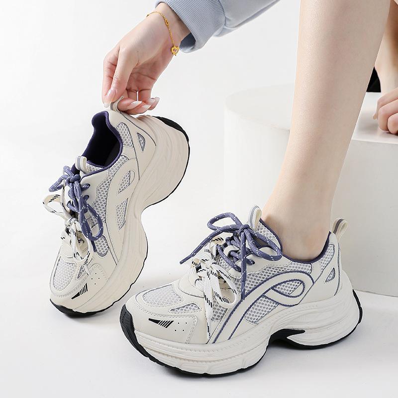 Strictly selected 2025 platform shoes women's shoes are versatile in summer, and the soft soles of new women's shoes are not tiring.