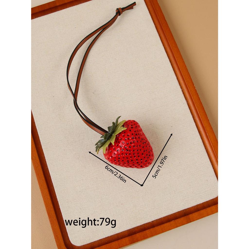 New Creative Simulation Big Strawberry Bag Pendant Personalized Three-dimensional Resin Cute Keychain Bag Accessories Pendant