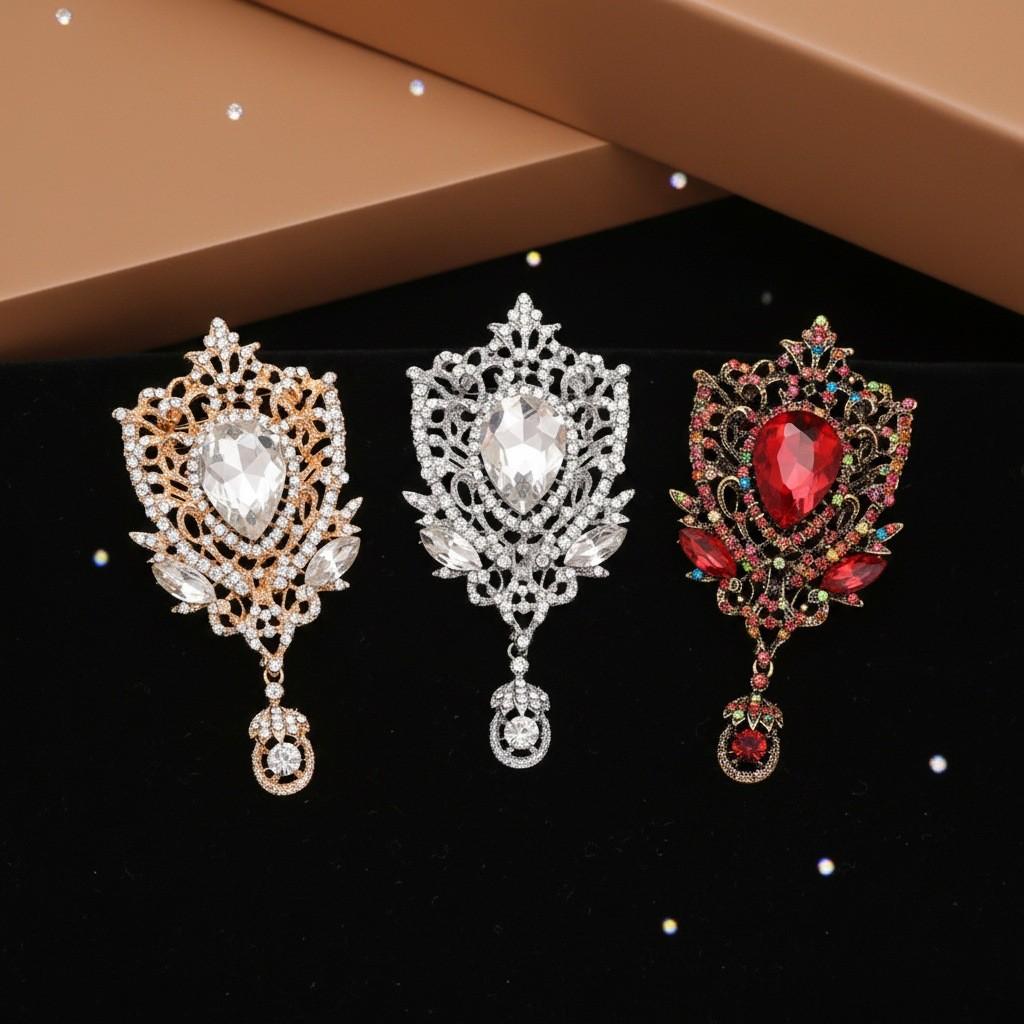 Vintage Crown Water Drop Brooch With Alloy Material For Elegant Festive Wear