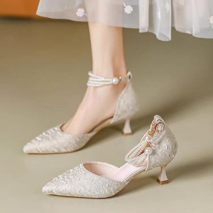 Fashion Women Walking Pointed Toe Pumps Shallow Elegant High Heels Shoes Women Fashion Luxury Slip on Designer Shoes Zapatos De Mujer