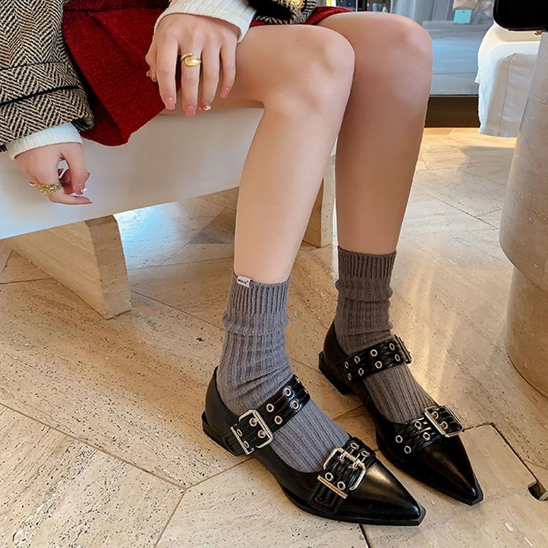 Fashion Comemore Retro Belt Buckle Pointed Pumps Chunky Low Heeled Riveted Shoes Hollowed Out Solid Women's Baotou Thick Heel Sandals