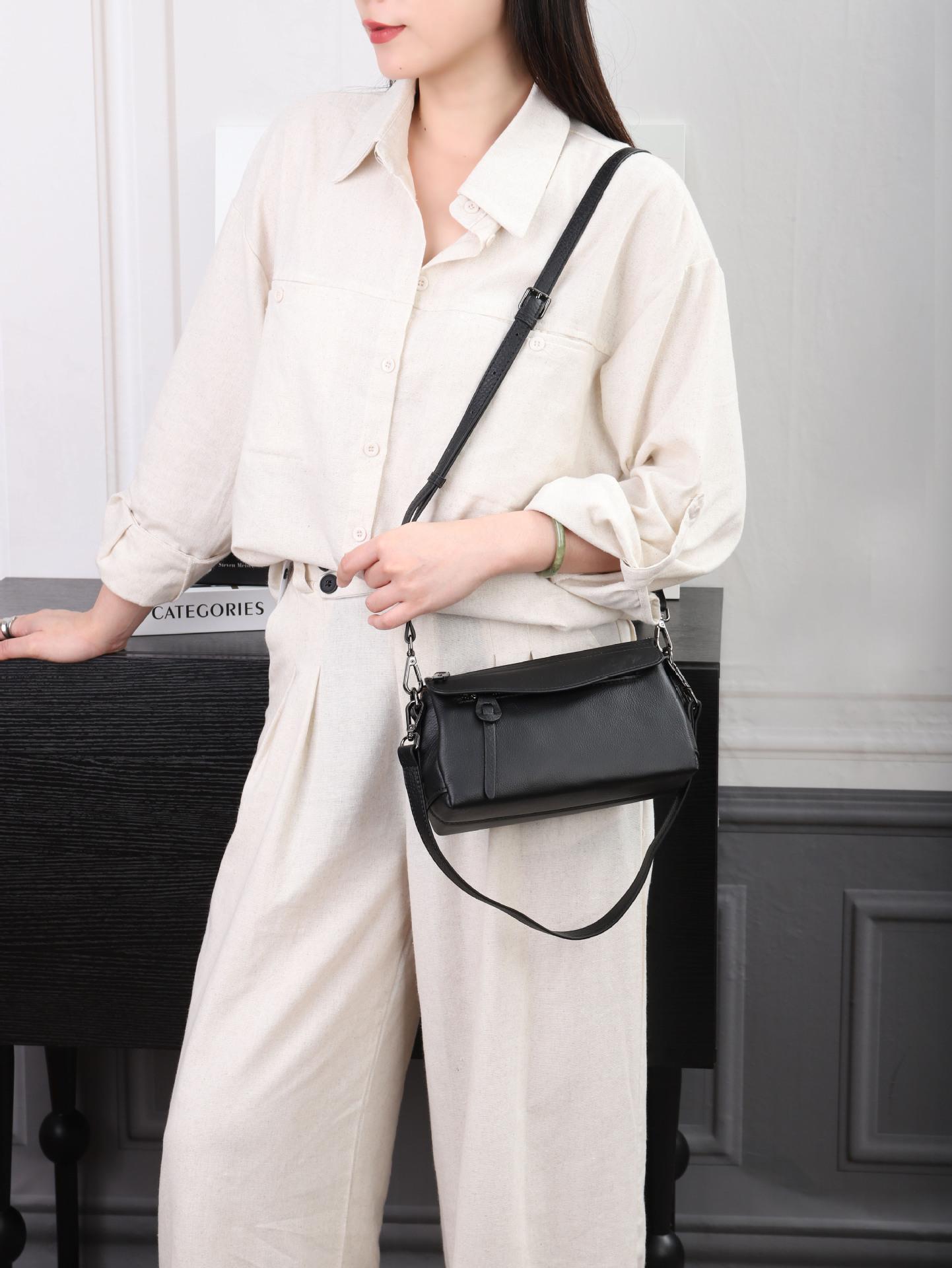 

Women s Natural Pebbled Leather Crossbody - More Pocket Work-to-Evening Shoulder Bag, Soft Leather Tote with Adjustable Strap 23 x 10 x 13 cm чёрный