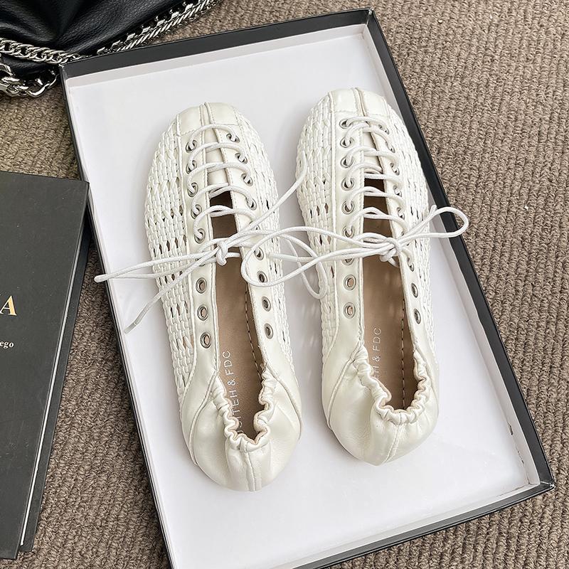 New Versatile Round Toe Lace-Up Single Shoes Women s 2026 New Retro Round Toe Flat Cross Lace-Up Shoes 35 белый