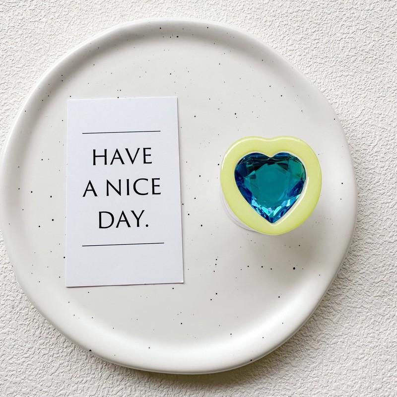 

Ins Style Creative Candy Color Collision Three-dimensional Love Phone Airbag Bracket Desktop Back Sticker Stretchable Niche Wholesale