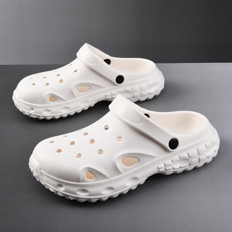 Couple thick-soled hole shoes, men's garden shoes, heightening shoes, cool slippers outside the beach in summer
