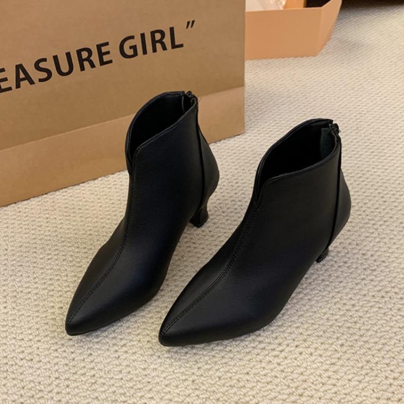 Women Luxury Pointed Toe Ankle Boots Fad Mid Heels Suede Shoes Winter Leather Shoes 2025 Trend Office Shoes Chelsea Botas Mujer