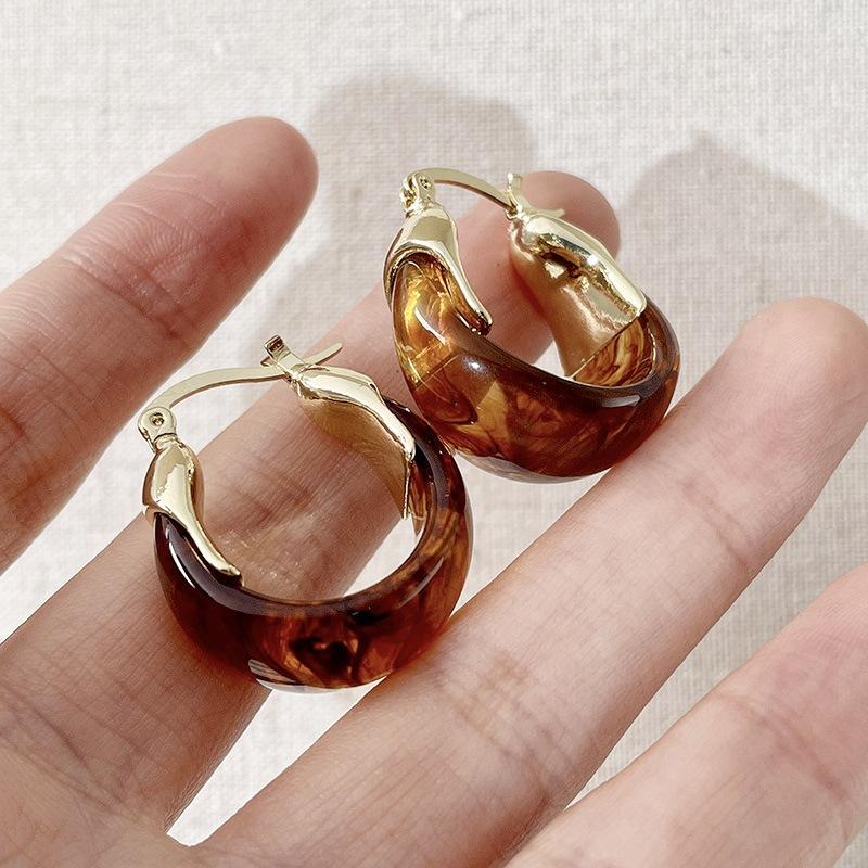Retro Y2K U-Shaped Resin Ear Cuffs for Autumn & Winter