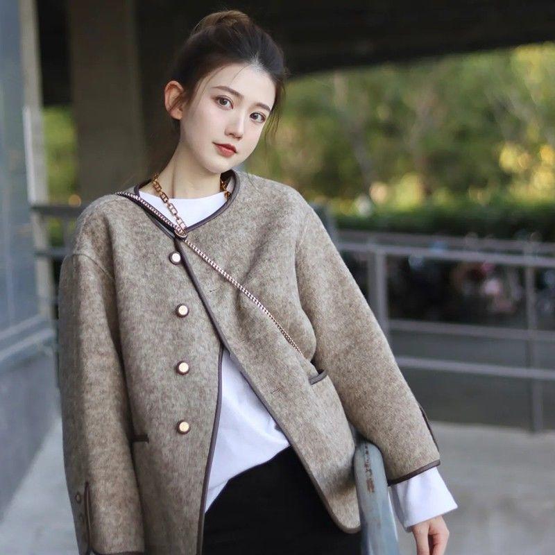 

2025 Новое очаровательное пальто для дочери Зимний и осенний свитер Шерстяное кружевное пальто Свободное пальто для девочек Очаровательное плюшевое пальто Милое студенческое пальто для девочек 2XL