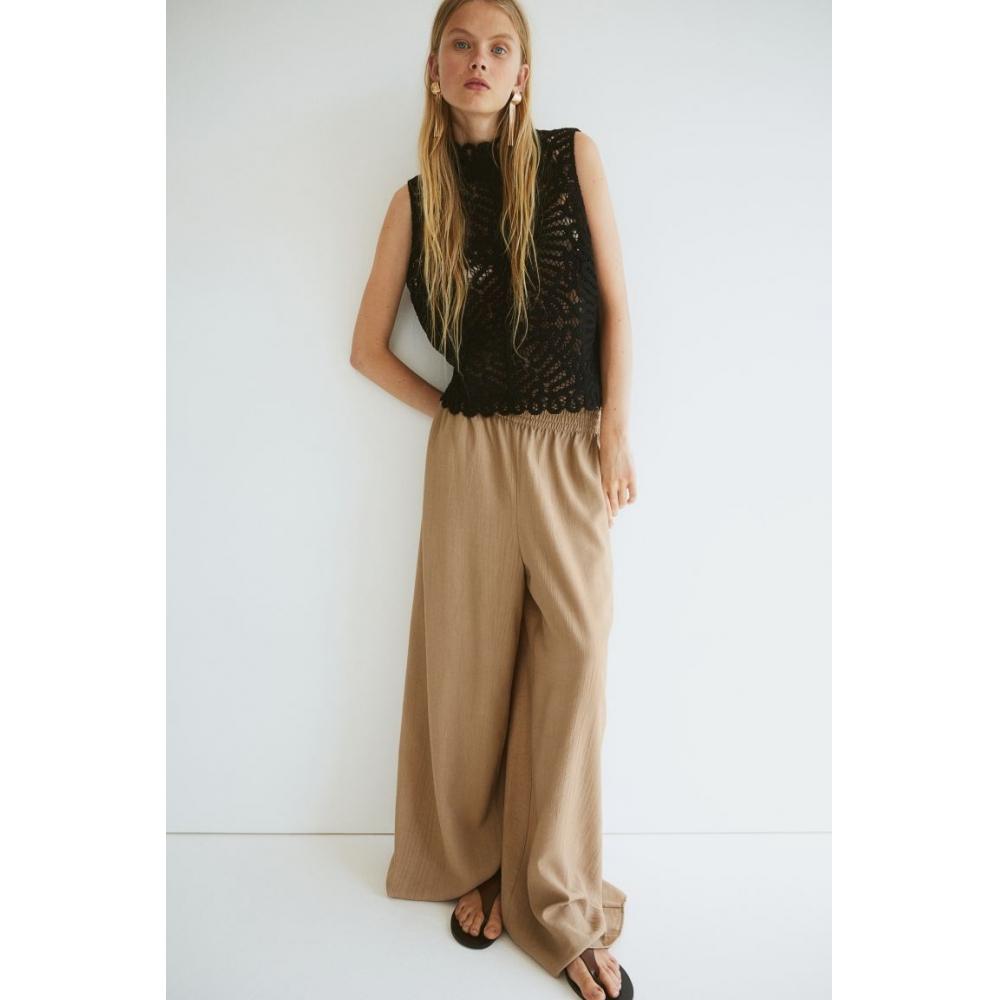 

Широкие брюки HM в мятом цвете темно-бежевые