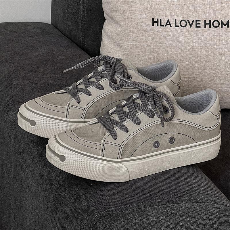 Fashion Fashion Men Classic Fashion Comfortable Canvas Shoes Sneakers New Design Skateboard Shoes Outdoors Sports Shoes Tenis Masculino