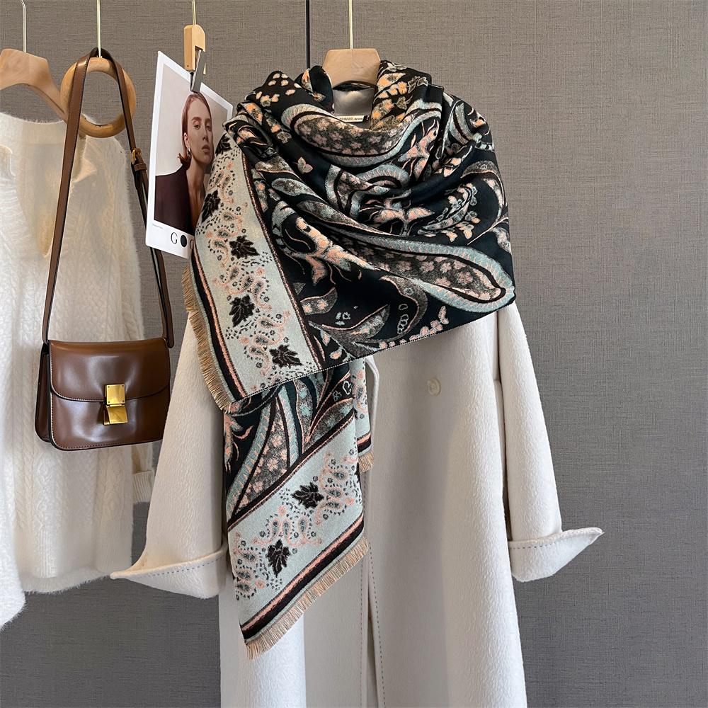 Luxury Winter Cashmere Scarf Women Paisley Print Shawl Wrap Pareo Elegant Poncho Femal Thick Warm Blanket Echarpe Pashmina