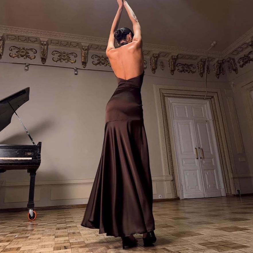 Robe d'été 2025 en satin à taille haute et col halter avec fente - Style européen et américain