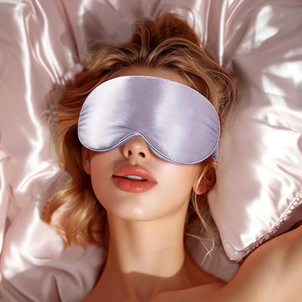 1PC Effective light-blocking and protective eye mask - comfortable and soft silk fabric sleep mask.