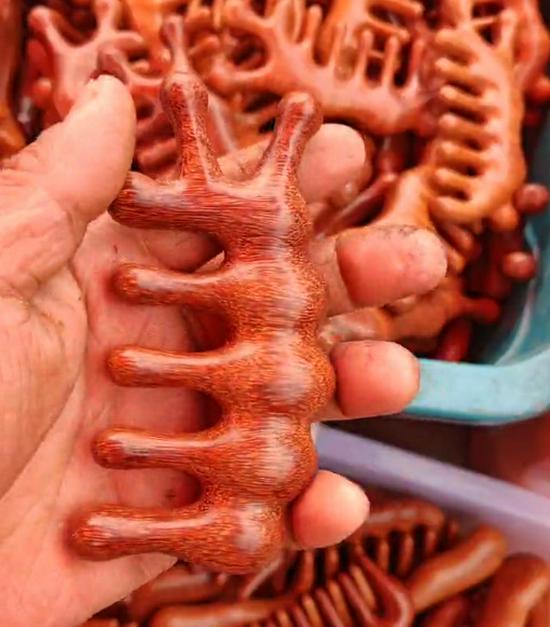 Non-Pear Wood Meridian Massage Brush: Full Body Meridian Dredging, Fat Burning, Abdomen Scraping with Pure Brass.