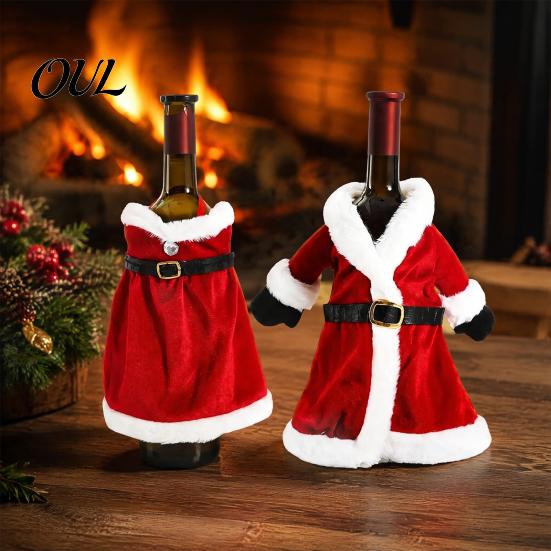 Christmas Table Setting Wine Bottle Cover, Velvet Santa Suit Sleeve, Plush Novelty Holder Cover for Xmas, New Year, Holiday Dinner Decor Xmas