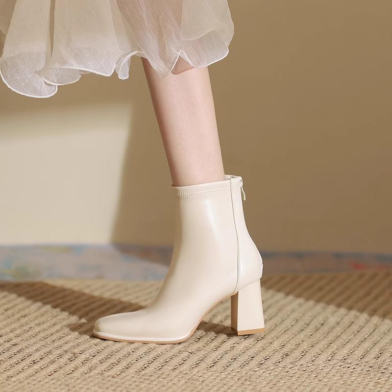 

Leather French high-heeled short boots women s 2024 autumn and winter thick-heeled Martin boots square head white height-increasing thin boots childre 34