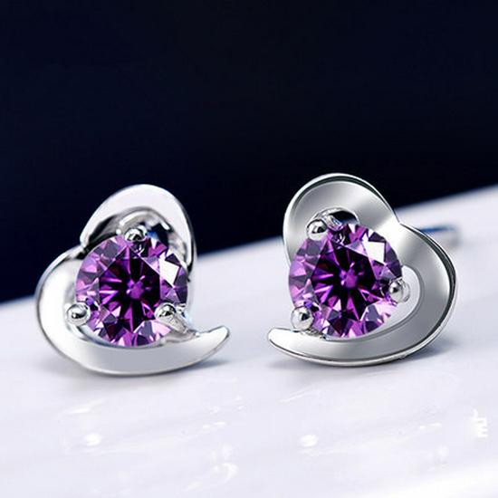 Silver-Plated Copper Heart Stud Earrings for Women - Korean, European, and American Style