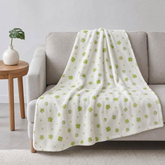 Four Leaf Clover Blanket, Multi-Purpose Air Conditioner Blanket, Soft Double-Sided Flannel Throw Blanket for Sofa Bed Dorm Office