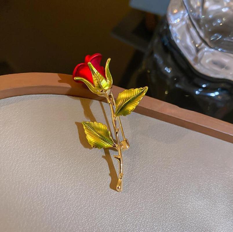 Elegant Little Rose Flower Vintage Brooch Women Clothing Flower Accessories Brooches Party Holiday Gift