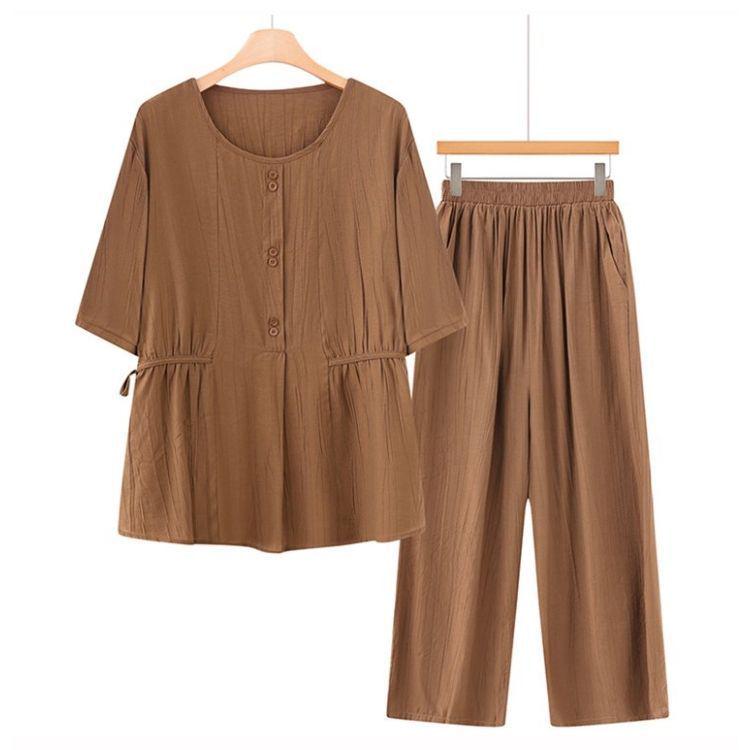 Extra Wide Plus Size Women's Summer Two-Piece Outfit: Loose Fit Clothing for Middle-Aged and Elderly