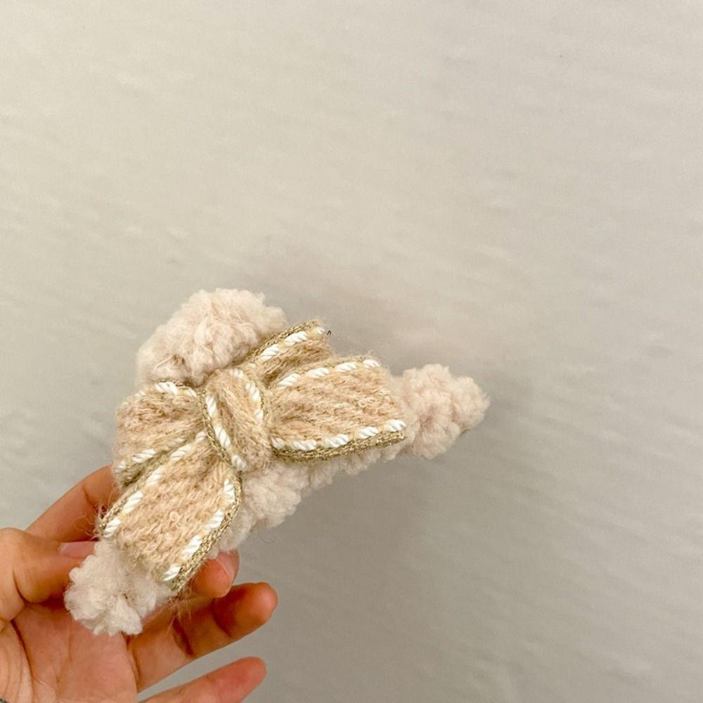 Korean Style Christmas Plush Hair Claw Lamb Wool Shark Grab Clip Sweet Bow Hair Clip  Girls