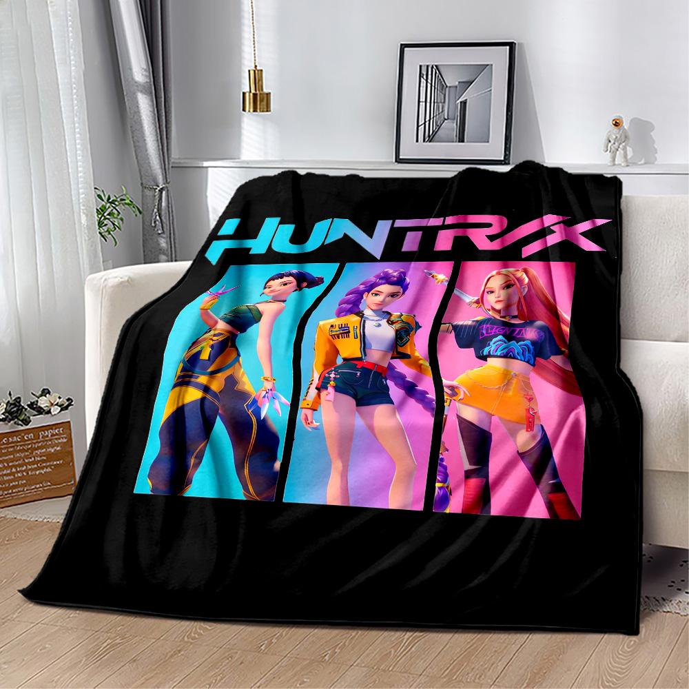 Huntrax: Urban Style Fusion Blanket Soft Warm Cozy Great for Office Chair Office Picnics Four Seasons Multipurpose Stylish Decor