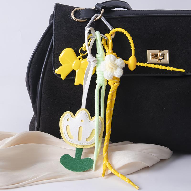 3D Flower Design DIY Leather Backpack Pendant One-piece Weave Rope Creative Key Ring Decoration.