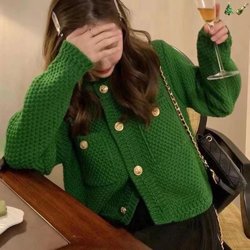 

Вязаный кардиган французский винтажный свитер с золотыми пуговицами женский осенне-зимний роскошный короткий прямой свитер трикотаж зеленый красный M