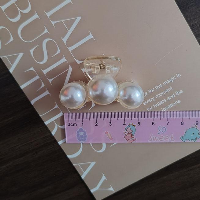 Lovely Pearl Geometric Hair Claw Clips for Women Girls Hairpin Crab Headband for Hair Washface Accessories Headwear Ornament