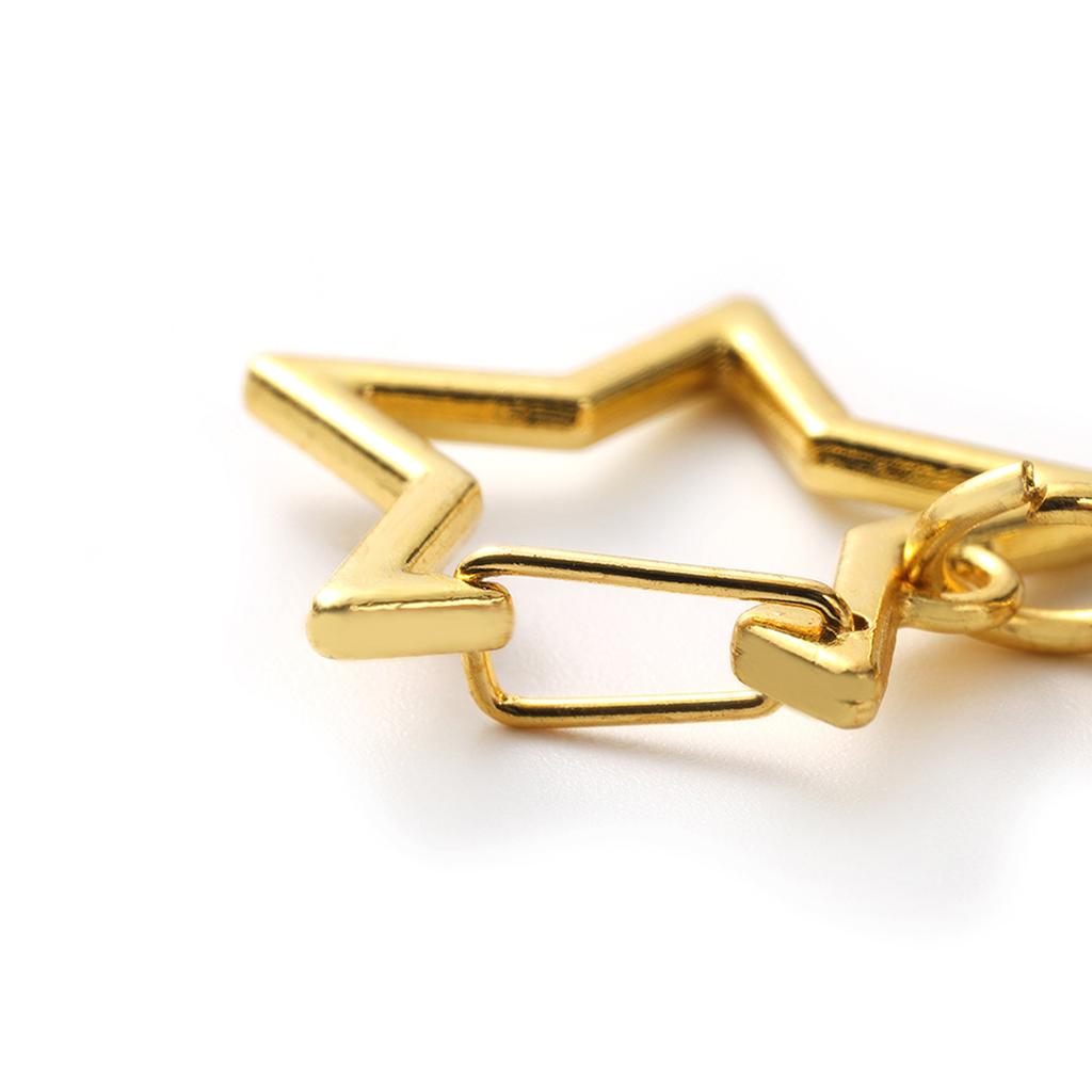 10 ST Nyckelringar i Stjärnform Unika Åttaformade Designer Legeringstextur Lämpliga för Modeentusiaster och Presentälskare