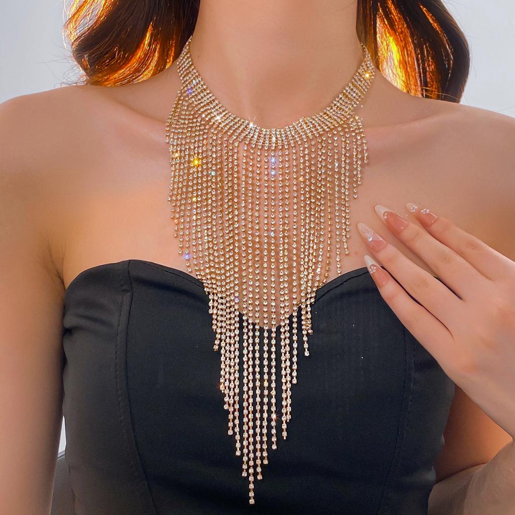 Exaggerated Tassel Necklace, Light Luxury, Niche Collarbone, Fashionable and Simple Design, Temperament Retro Necklace