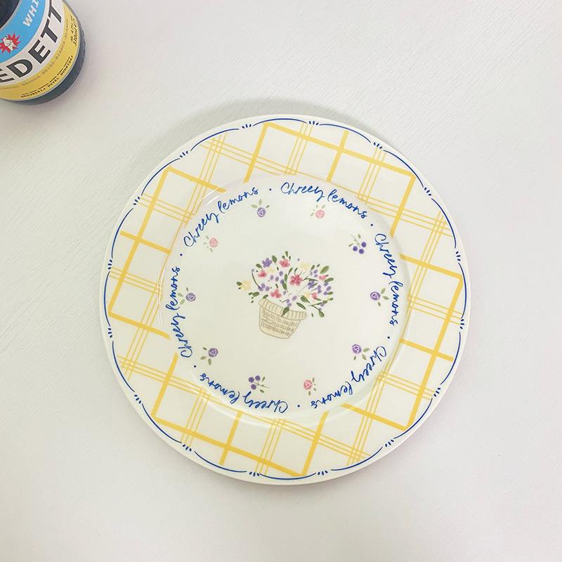 

INS Ветер Корейская Керамическая Тарелка с Цветами и Буквами, Желтая Клетчатая Тарелка для Завтрака, Креативный Пасторальный Стиль, Милая Девичья Тарелка для Дома