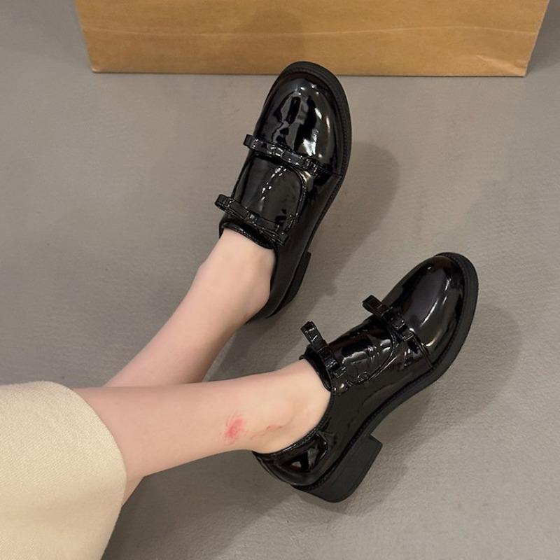 Fashion Brand New 2025 Chic Women's Shoes Fashion Sweet Bow Tie Patent Leather Slip On Comfort Loafers Flats with Low Heel