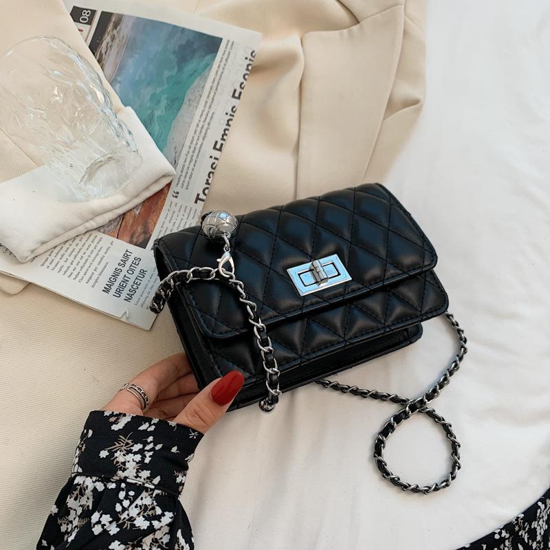 Spring New Women's Bags Are Simple, Fashionable and Easy To Fit, Diamond Chain, Small Square Bag, One Shoulder Crossbody Cross